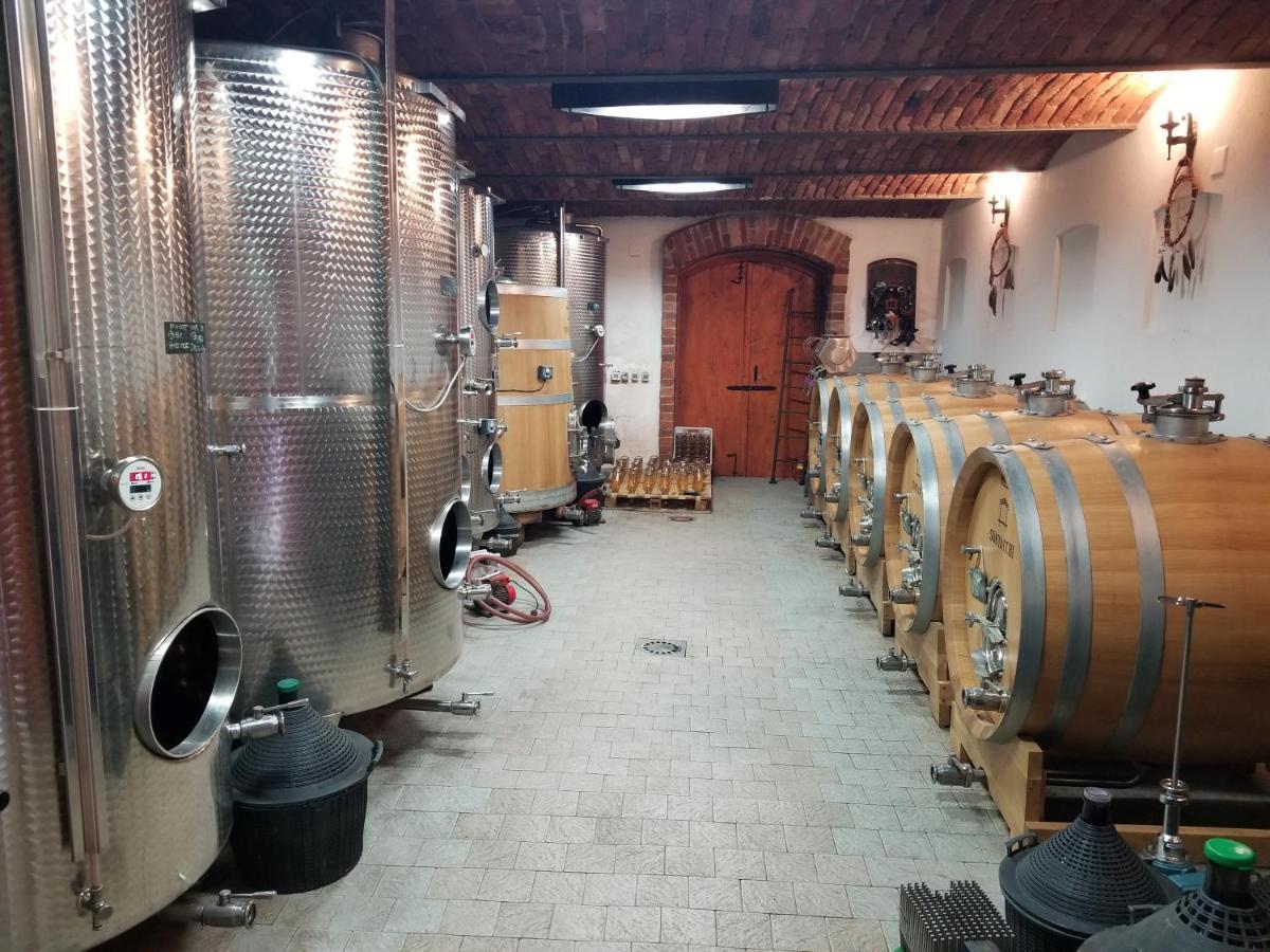 Kutjevo Wellness B&B Winery Sontacchi المظهر الخارجي الصورة