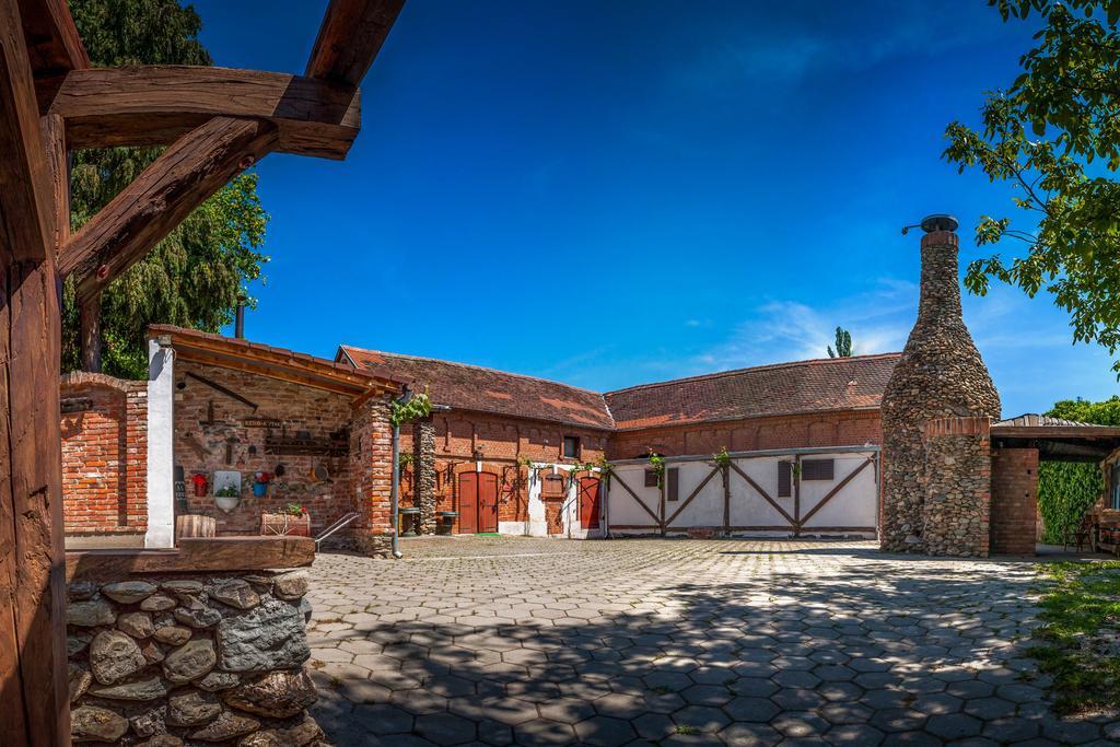 Kutjevo Wellness B&B Winery Sontacchi المظهر الخارجي الصورة